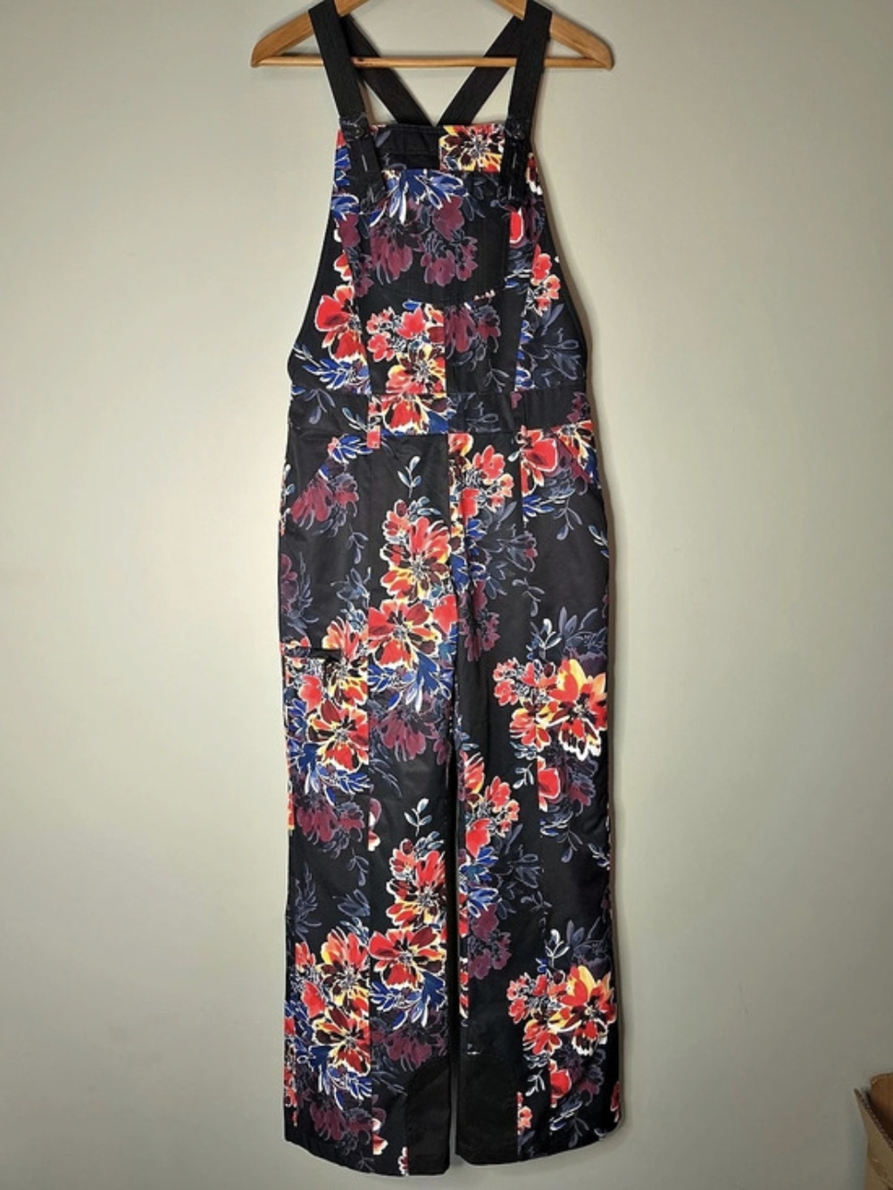 Obermeyer Women's Malta Bib Overalls Ski Snow Pants Floral Insulated Size 8